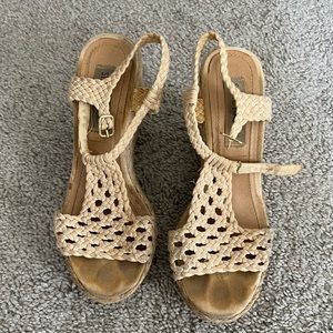 Steve Madden Cream Wedges